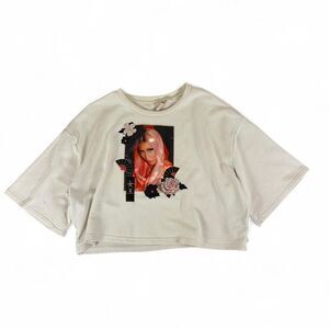 H&M x Nicki Minaj off white boxy cropped tee